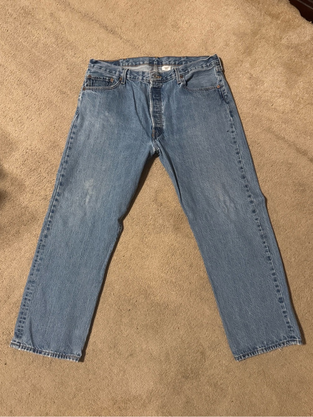 Levi’s 501 Original Fit Light Wash Men’s Jeans Size 40x30 Distressed As-Is